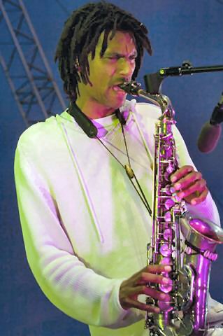 Lamine Diagne (saxophone) 